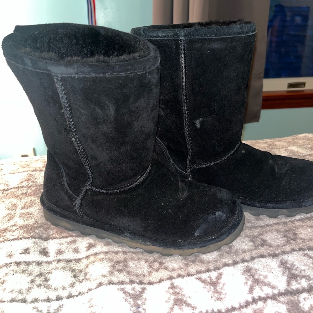 Black BEARPAW winter boots, size 7